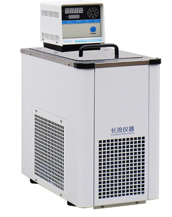 恒温循环水浴.jpg 恒温循环水浴.jpg