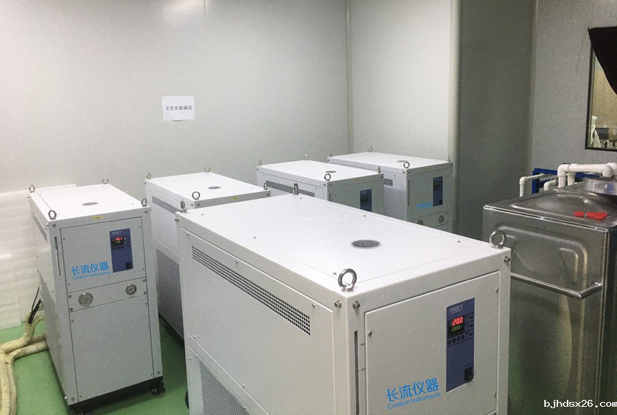 激光冷水机.jpg