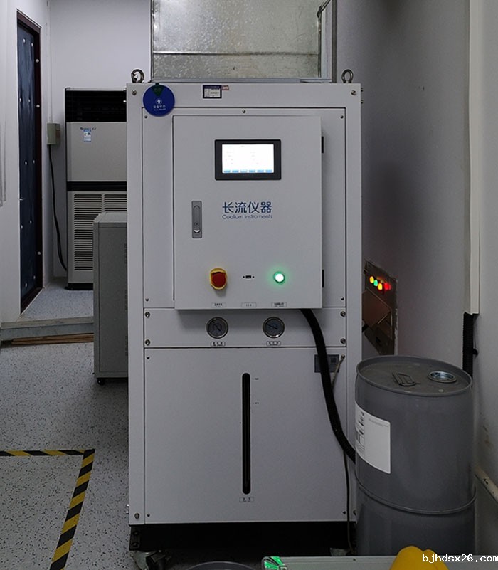 水冷式冷水机.jpg 水冷式冷水机.jpg